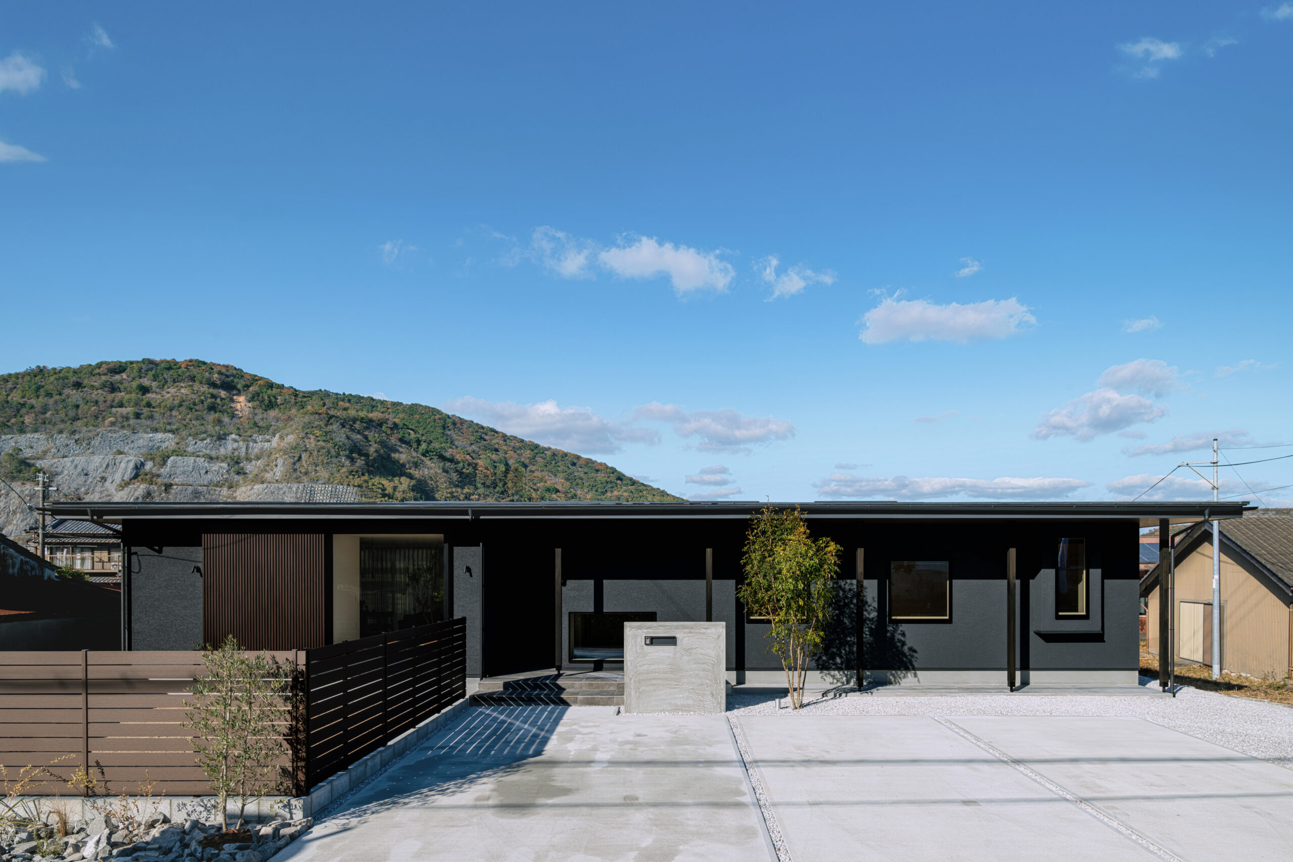 広がりを愉しむ家